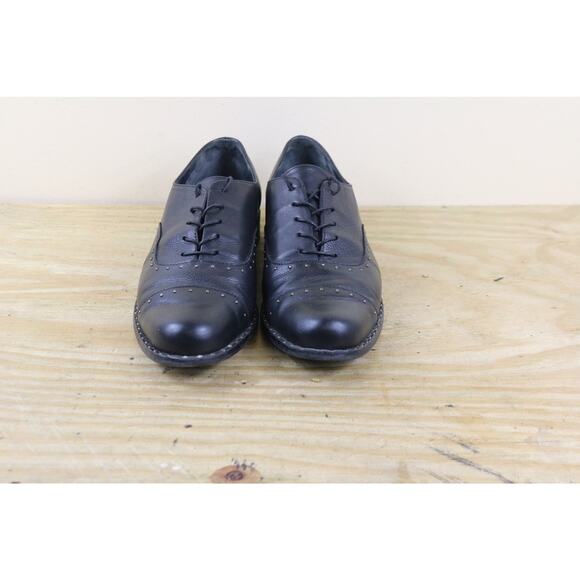 Stuart Weitzman Shoes Womens 8M Black Leather Oxfords Studs Trim Derby Spain - Picture 2 of 10